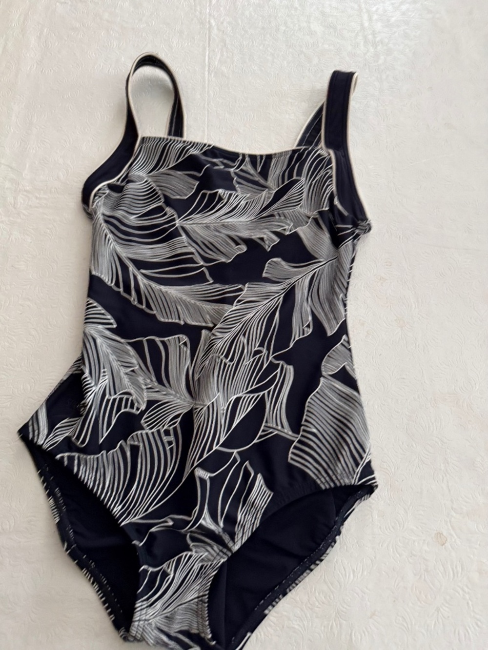 Speedo Wms Swimsuit Navy Blue & White Size 8